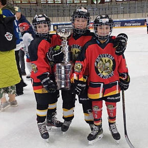 06.-09. Mai. Jüngere SPIELER DIN 4 Tage Skills + Game
